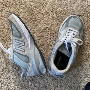 New Balance USA 990v5 - worn - some wear and tear
